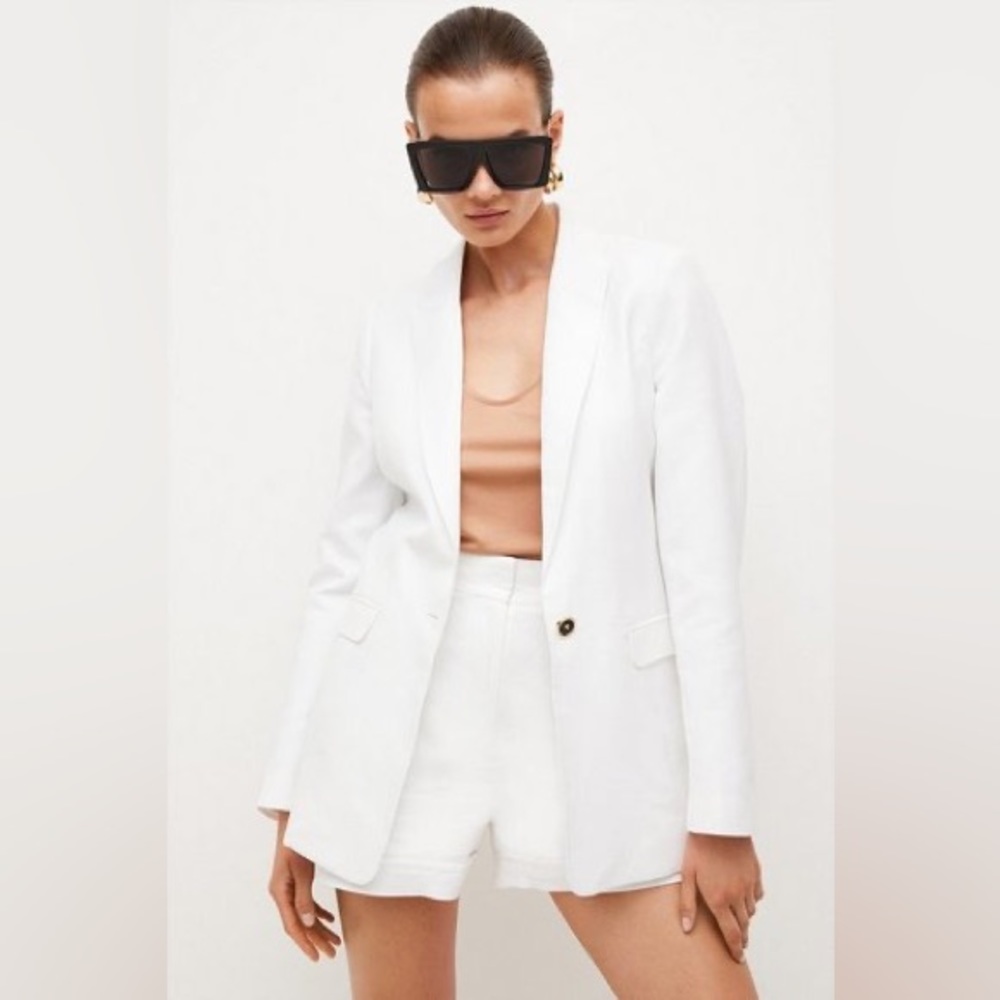 Linen white single breasted blazer